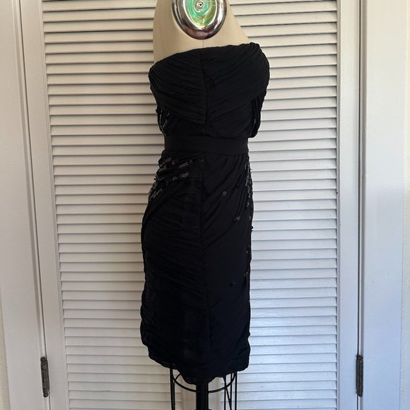 DIANE VON FURSTENBERG BLACK SILK STRAPLESS PARTY DRESS WITH SEQUINS. SIZE 4 - Picture 4 of 15